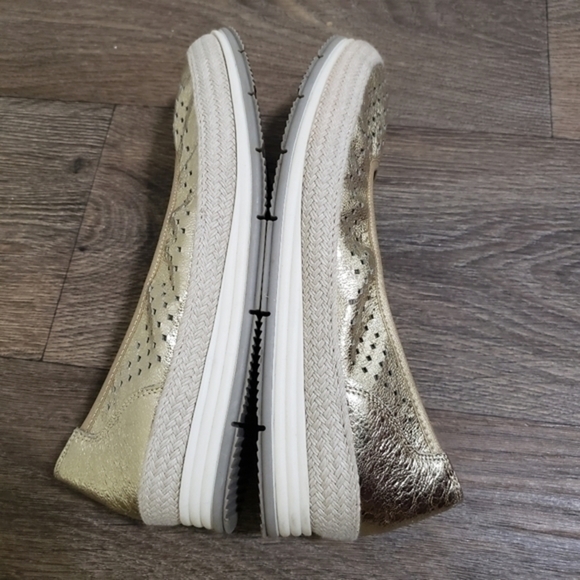 VANELI Womens Quartz Gold Espadrille - Picture 11 of 13